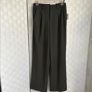Old Navy Olive Wide-Leg trousers -sleek tech style  size da